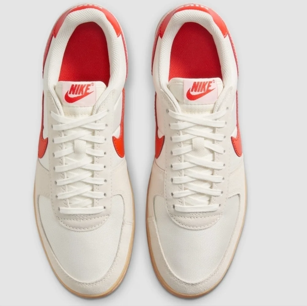 Nike Men's Field General Sneaker, Size 13 US, Retail Price $100.00 USD